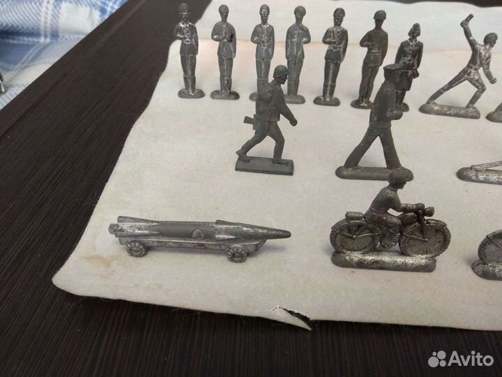 Модель солдатика