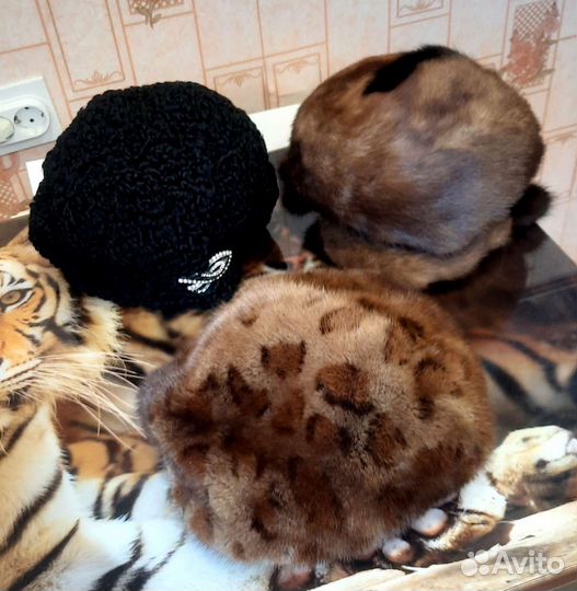 Кепка,берет из норки,каракуля