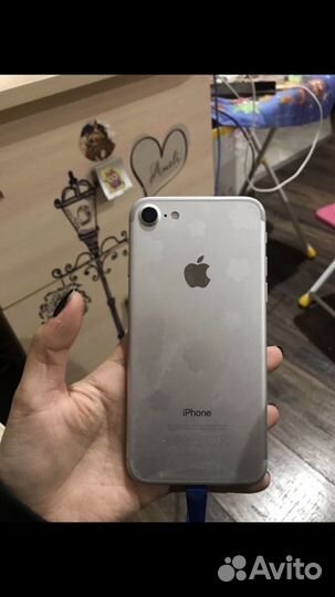 iPhone 7, 128 ГБ