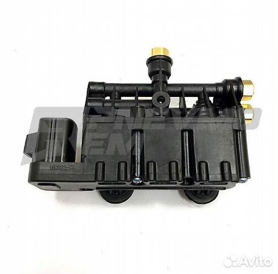 Блок клапанов пневмоподвески Land Rover Sport L320