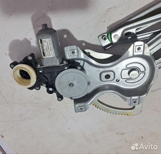 Стеклоподъемник электр. передний левый Toyota Ave