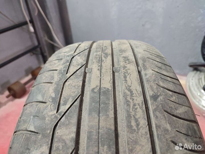 Bridgestone Turanza T001 225/55 R17
