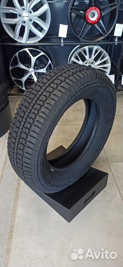 Winrun Magnum Flame WR-16 205/70 R16