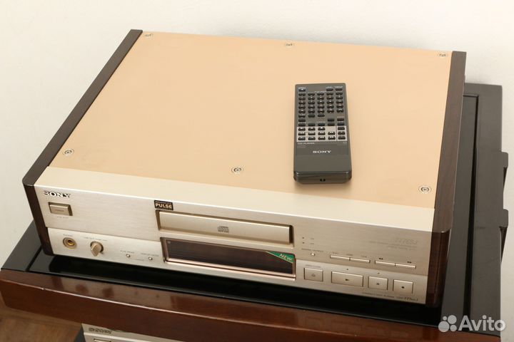 CD проигрыватель Sony CDP-777ESJ