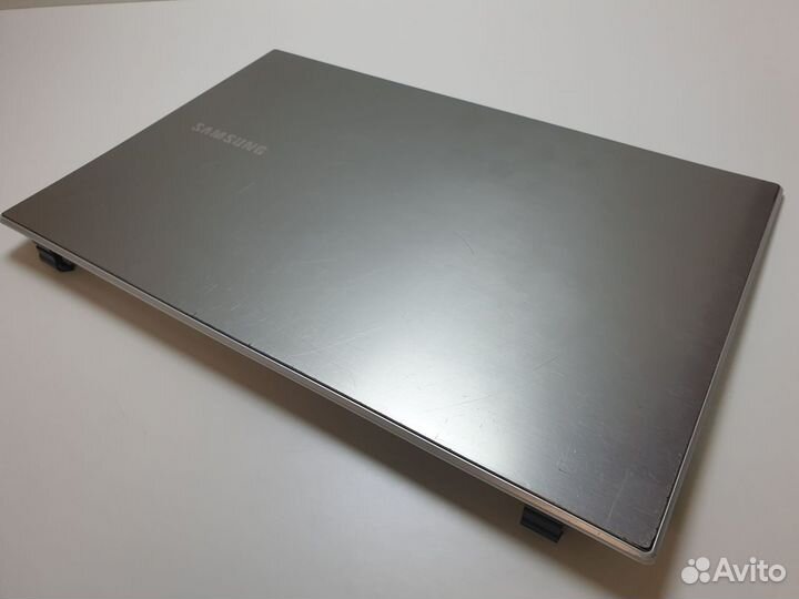 Крышка матрицы Samsung NP300V5A, SuperSlim