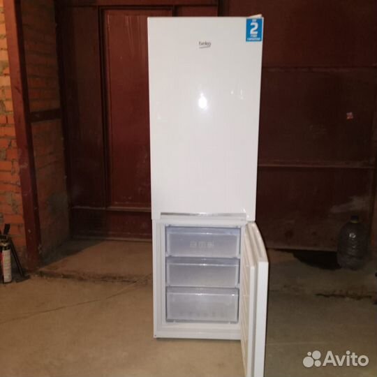 Холодильник бу