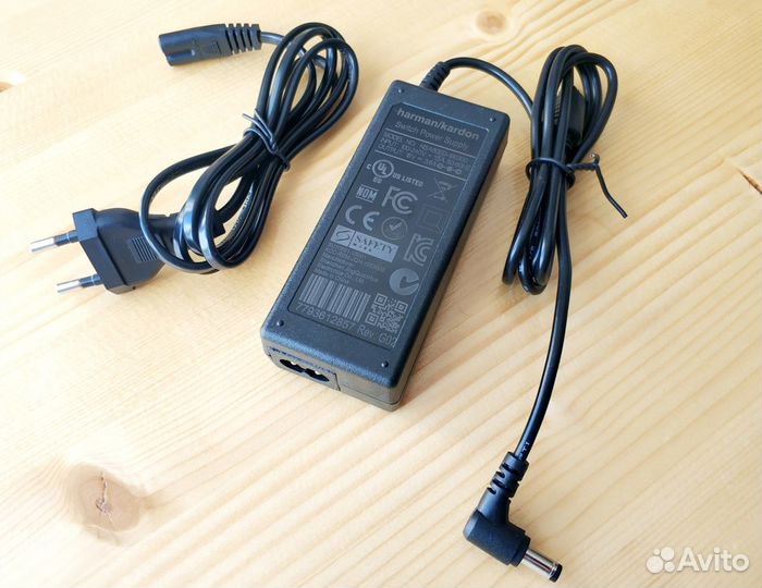 Зарядка для колонки h/k Go Play Wireless 18V 3.6A