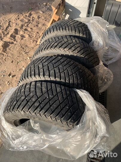 Goodyear Ultragrip Ice Arctic 205/55 R16 94T