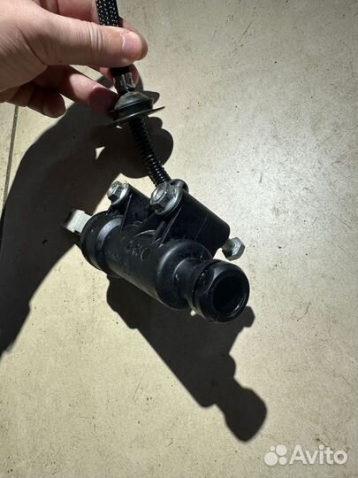 Главный цилиндр сцепления Chevrolet Camaro 6