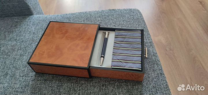 Шариковая ручка parker