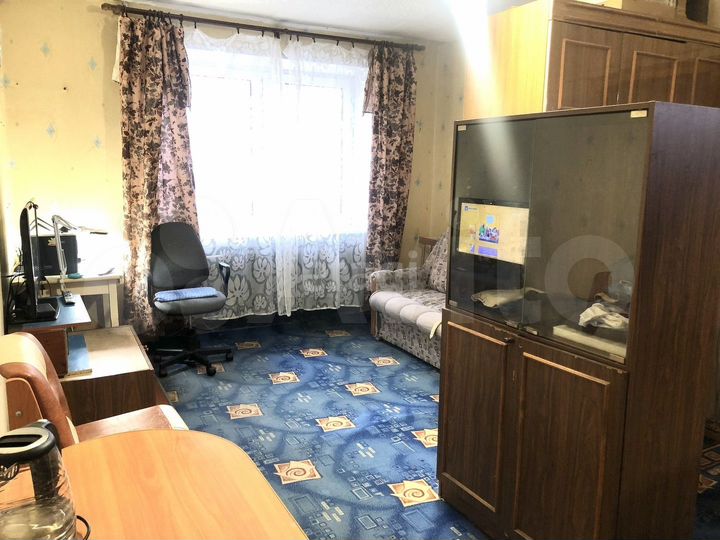 Комната 32 м² в 2-к., 3/5 эт.