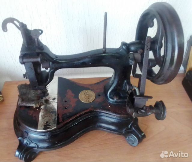 Редкая, старинная швейная машина