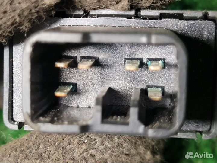 Кнопка подогрева сидений Mitsubishi Colt (Z30) VI