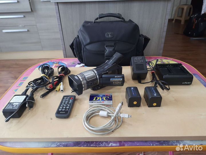 Цифровая видеокамера Sony HDR-HC1E Япония