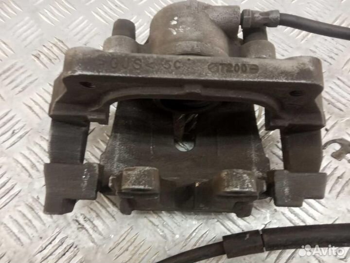 Суппорт передний левый BMW X5