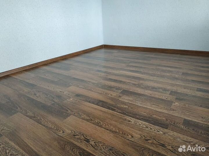 Укладка ламината, линолеума, плинтуса