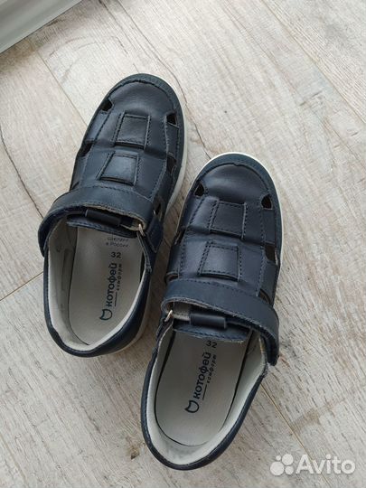 Сандалии кожаные