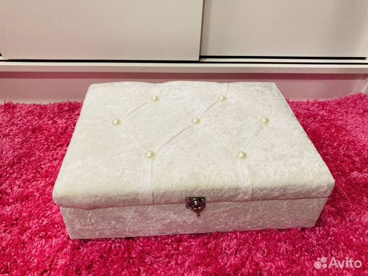 Шкатулка новая