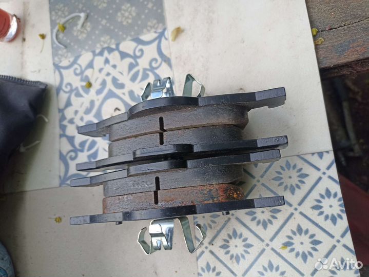 Тормозные колодки renault megane 2 Передние