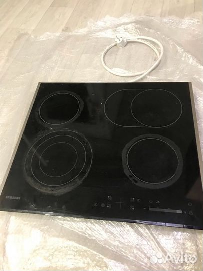 Электрическая варочная панель Samsung NZ64T3536DK