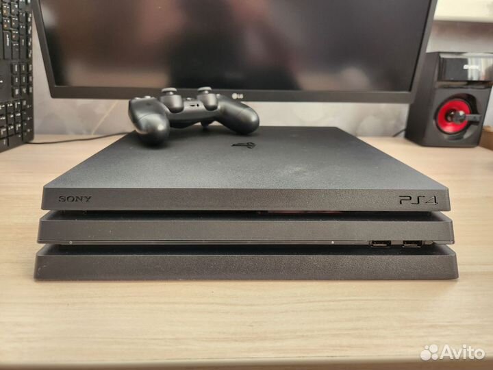 Sony PS4 Pro CUH-7218 1 tb