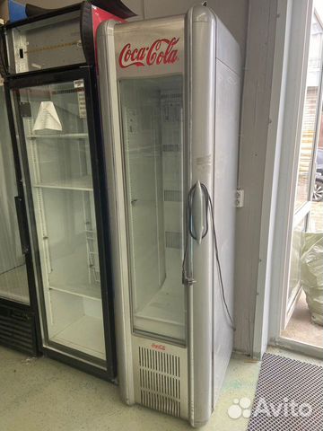 Холодильник для напитков, узкий