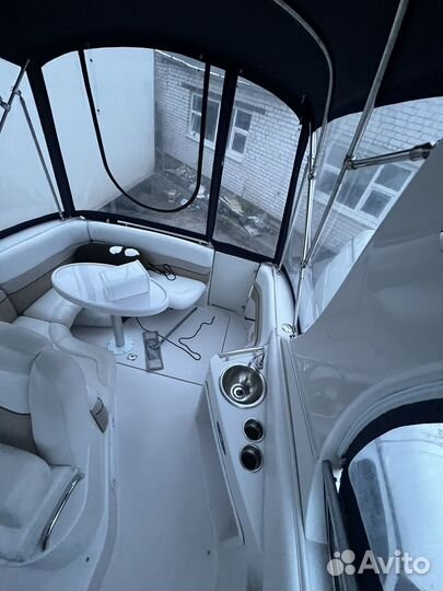 Four Winns Vista 278