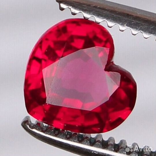 Рубин натуральный 2,64Ct 8х8мм VS Мозамбик