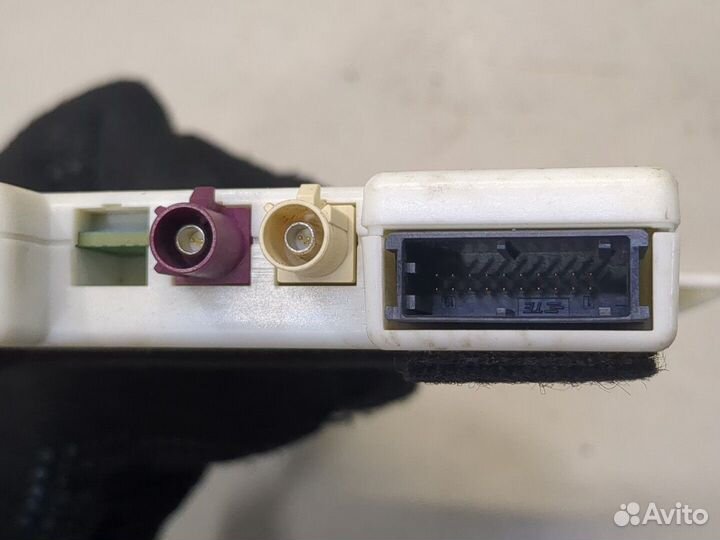 Блок управления антенной BMW 5 G30 2016, 2018
