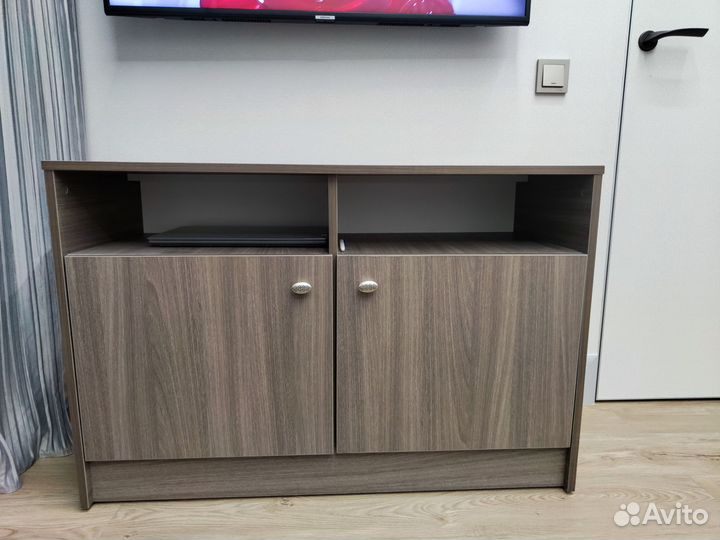 Тумба под телевизор