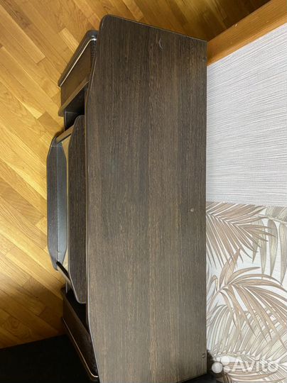 Тумба под телевизор