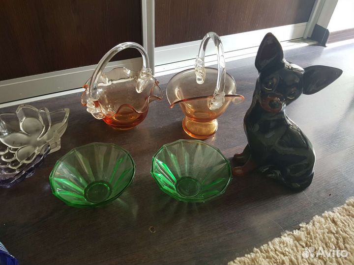 Интерьер(вазочки,статуэтки)