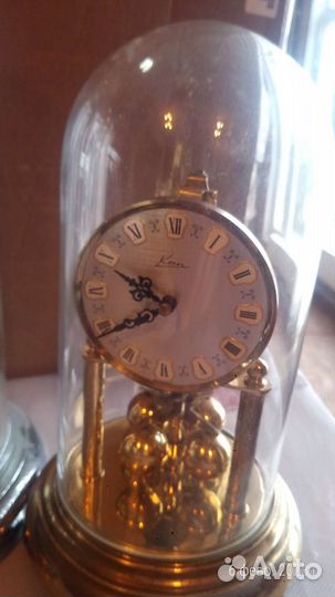 Часы годовики