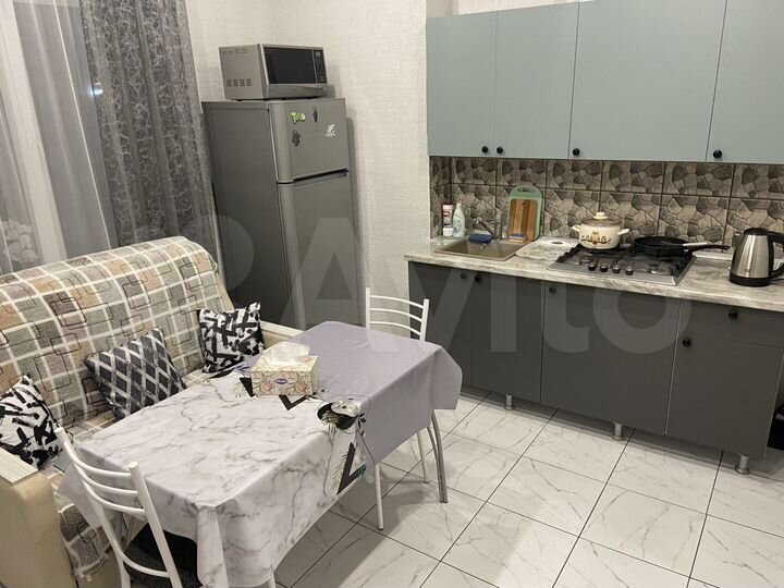 2-к. квартира, 40 м², 1/1 эт.