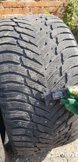 Nokian Tyres Hakkapeliitta 10p SUV 275/40 R21 и 315/35 R21