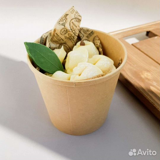 Шоколадные пельмени с жареным фундуком