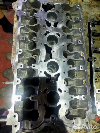 Продам ГБЦ 21126