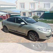 Renault Fluence 1.6 AT, 2013, 127 000 км, с пробегом, цена 710 000 руб.