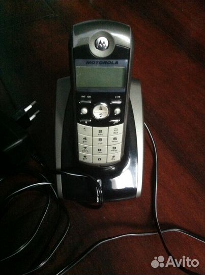 Радиотелефон Motorola ME4052-1