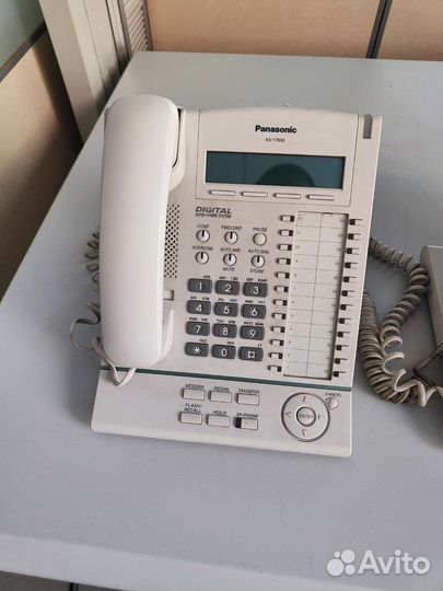 Цифровой системный телефон Panasonic kx-t7630