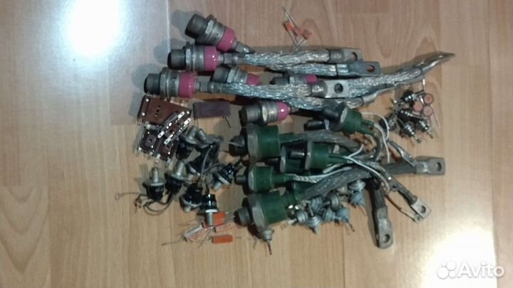 Радиодетали ссср.Силовые диоды, тиристоры