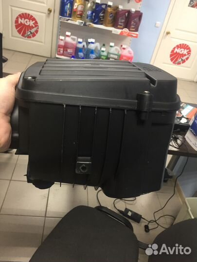 Корпус Воздушного фильтра VW Jetta 2013г