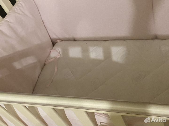 Продам детский деревянный манеж