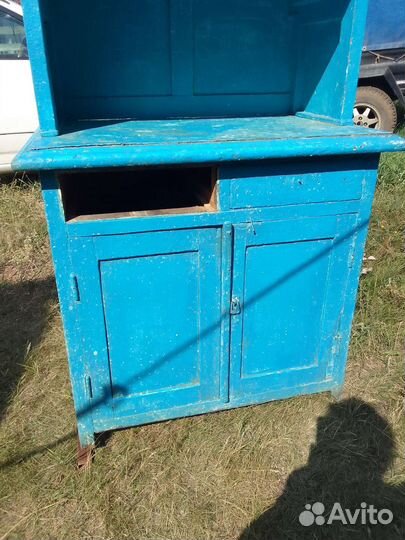 Шкаф со столом (антиквариат)