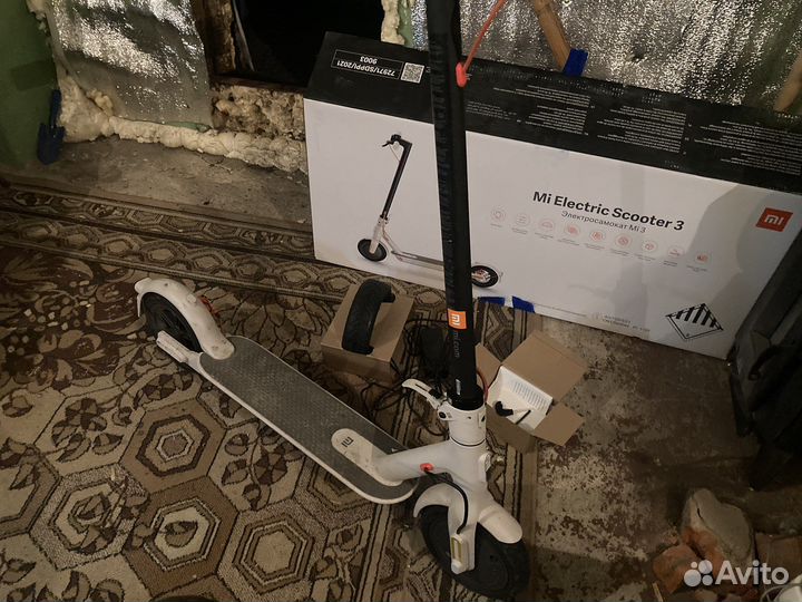 Самокат Mi Electric Scooter 3