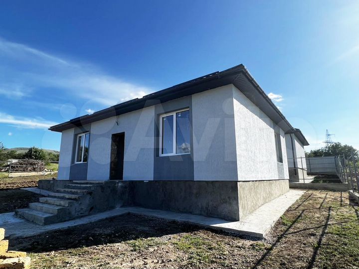 Дом 90 м² на участке 4 сот.