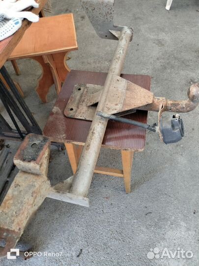 Фаркоп на priora универсал