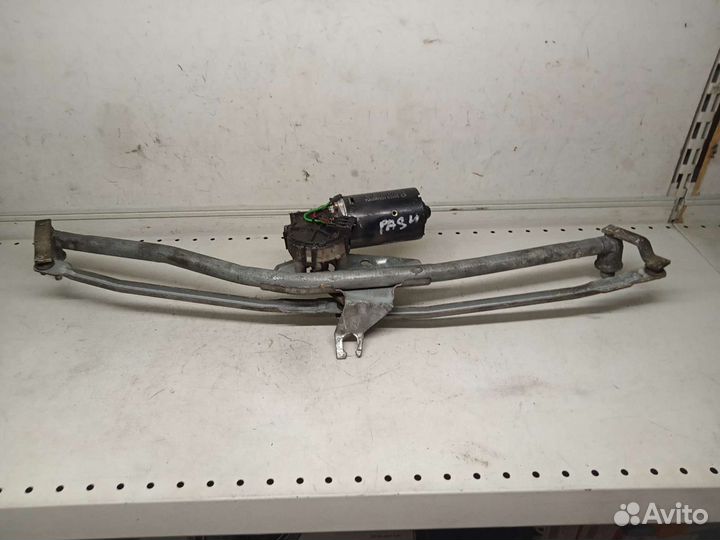 Трапеция переднего стеклоочистителя VW Passat B3