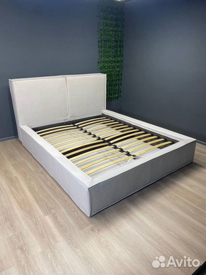 Кровать новая двухспальная