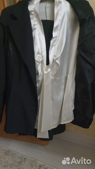 Брючный костюм женский 52 размер